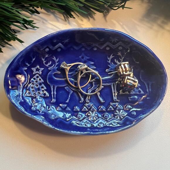 Reindeer Soap, Trinket, Ring, or Ear Ring Dish in Cobalt Blue - Picture 3 of 10
